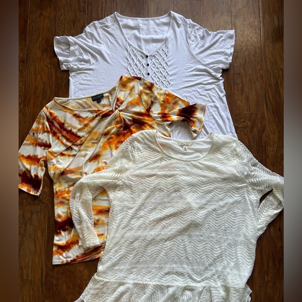 Women’s Blouses in White and Orange Short Sleeve Tops Bundle of Three XXL 2X - Picture 1 of 16
